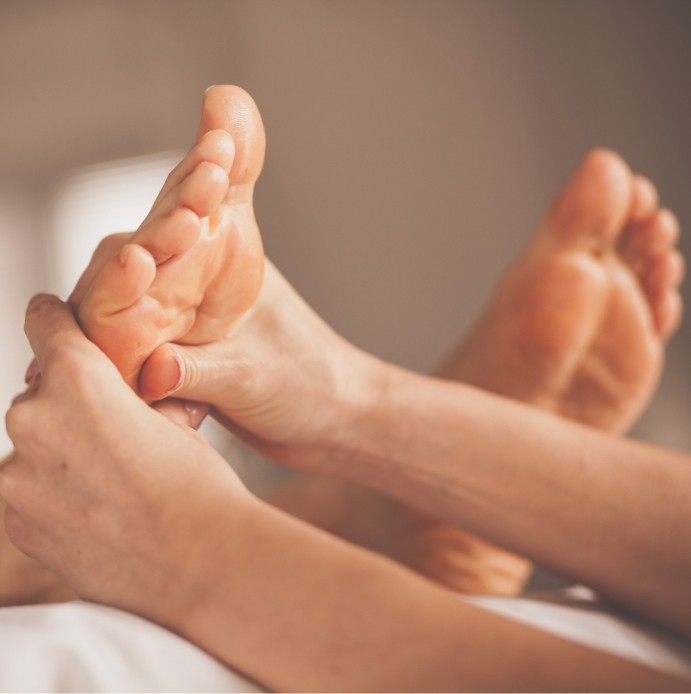 Lower Legs & Feet massage