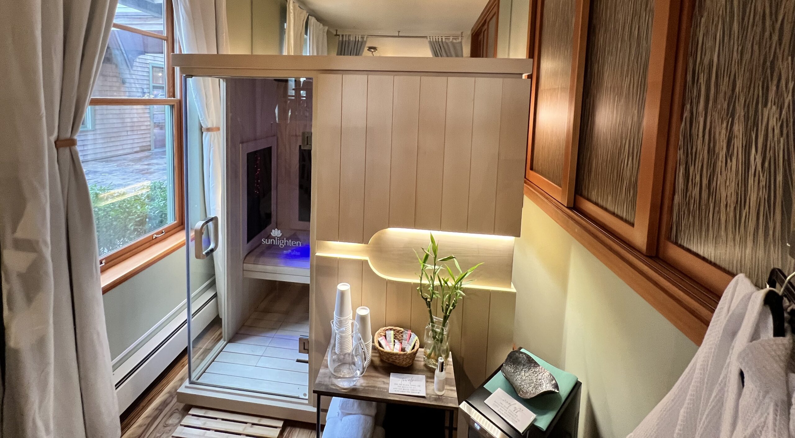 Infrared Sauna + Red Light Therapy at Spa Manzanita